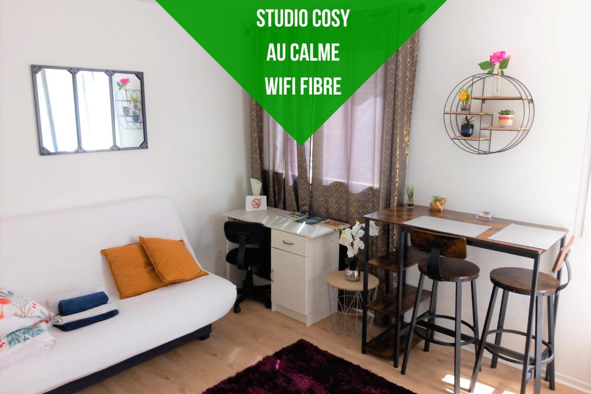 Le Zen -Studio Tout Equipe- Wifi Fibre- Centre Ville Avec Parking Tarbes Exterior foto